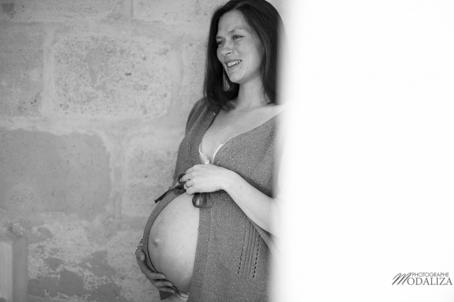 photo mum to be enceinte attend bebe pregnancy ventre rond lingerie boudoir france bordeaux by modaliza photographe-9854