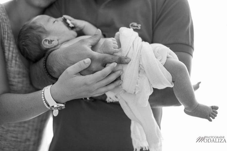photo-baby-newborn-bebe-famille-domicile-lifestyle-bordeaux-gironde-by-modaliza-photographe-146