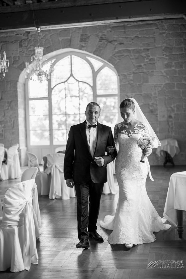 photo mariage wedding preparatifs mariee bride robe dentelle grignols domaine dame blanche gironde by modaliza photographe-289