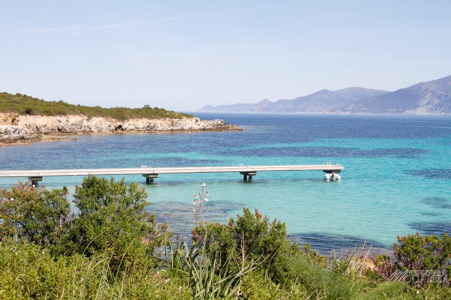 photo corse corsica plage loto eau turquoise landscape travel blog mer méditerannée paysage by modaliza photographe 1017-88