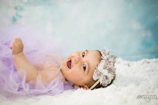 photo baby girl bebe flowers blue pink tutu maman douceur studio bordeaux by modaliza photographe (3 sur 7)