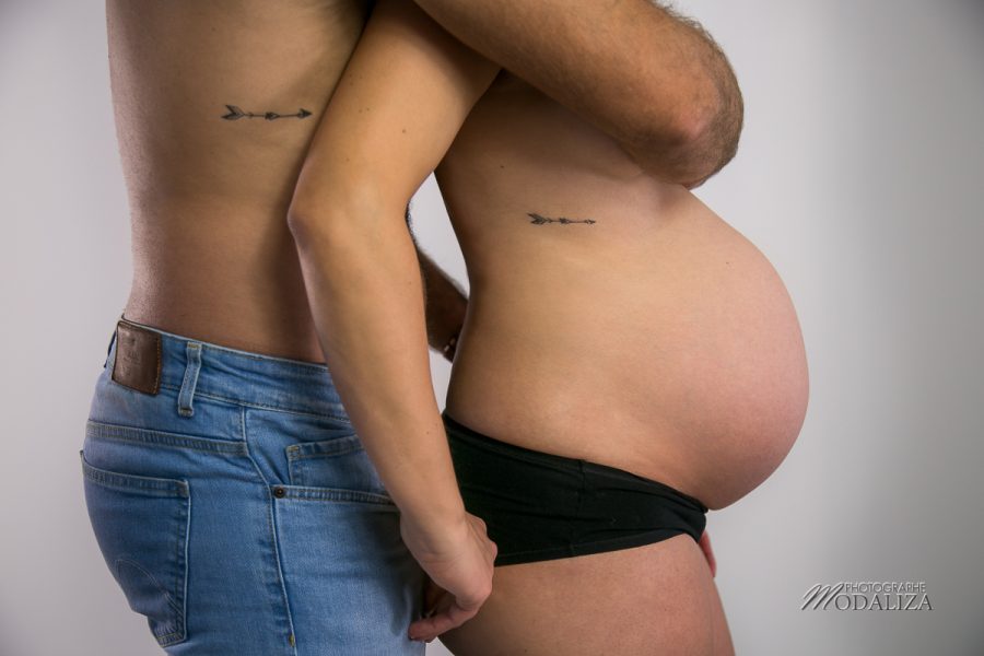 seance photo grossesse futurs parents tattoo tatouage couple merignac bordeaux studio by modaliza photographe