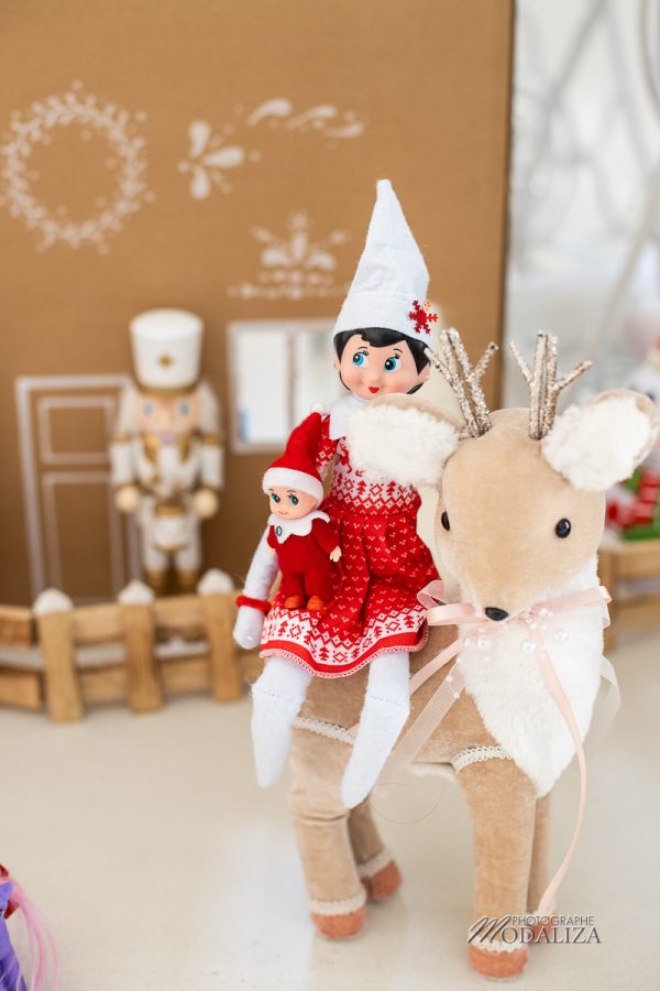 lutin de noel elf on shelf idee betise by modaliza vacances en famille-72