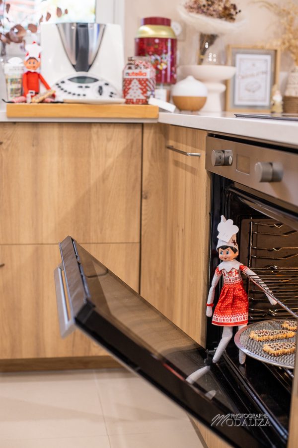 lutin de noel elf on shelf idee betise by modaliza vacances en famille-9